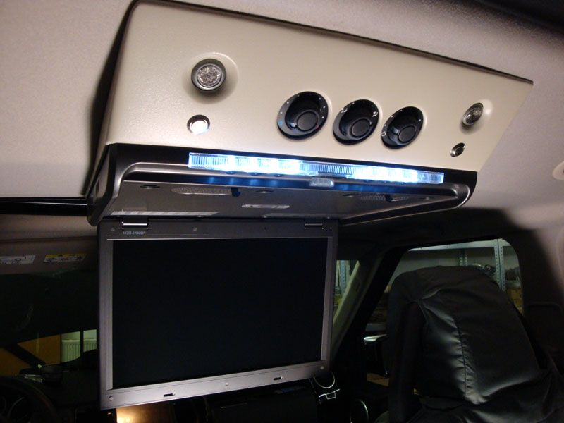 Deckenmonitor Land Rover